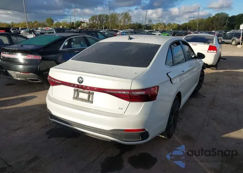 2025 Volkswagen Jetta 1.5T Se from USA, damaged, VIN 3VWEX7BU2SM026185